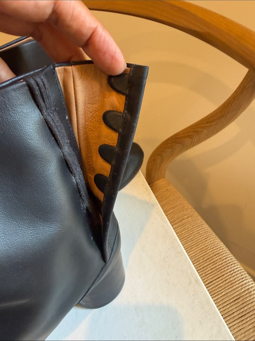 Maison Margiela Black Leather Tabi Ankle Boots - Picture 3 of 12